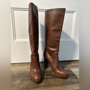 Michael kors boots leather upper leather outsole size 6